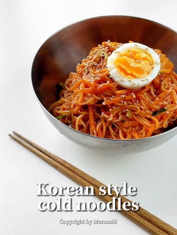 夏日炎炎,怎么少得了这碗韩式凉拌面