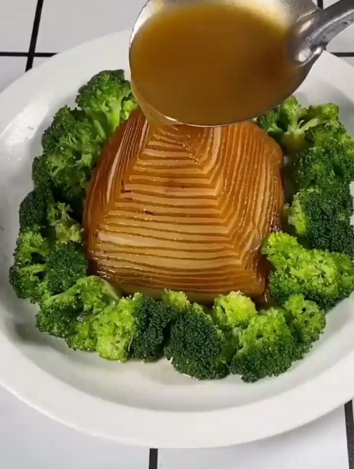 五星级酒店“宝塔肉”做法,是不是觉得猪肉高大上呢