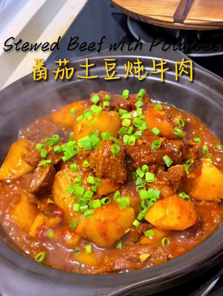 土豆炖牛肉家常做法,牛肉软烂,土豆软糯,上桌连汤汁都不剩
