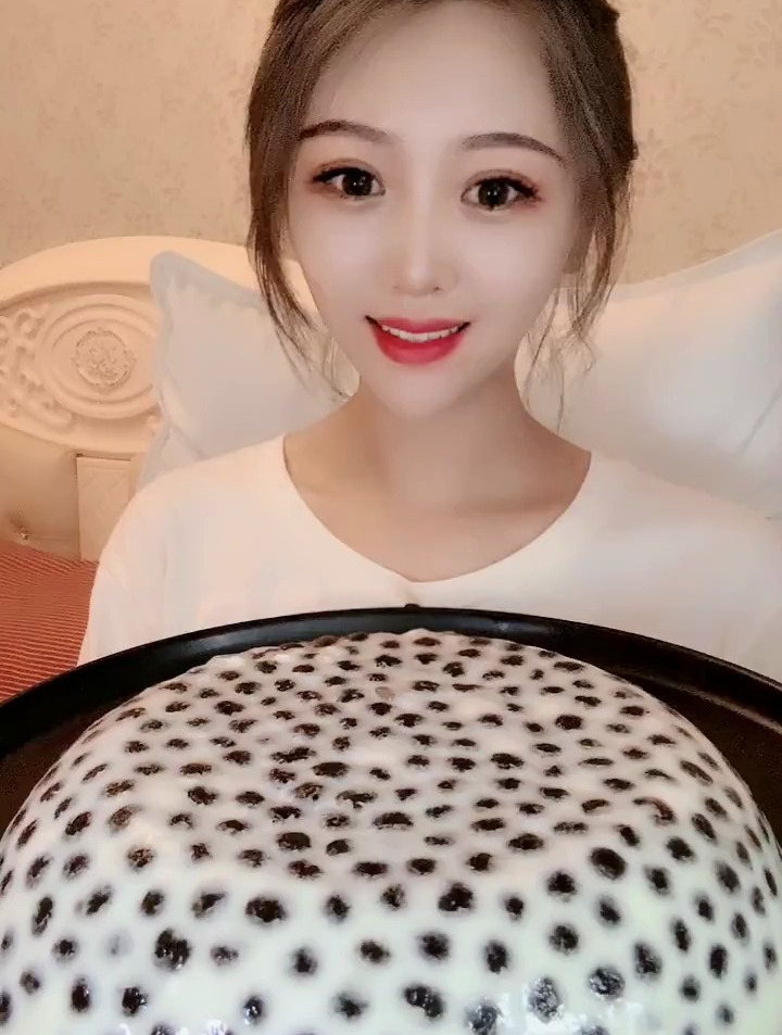 奶茶布丁 美食分享