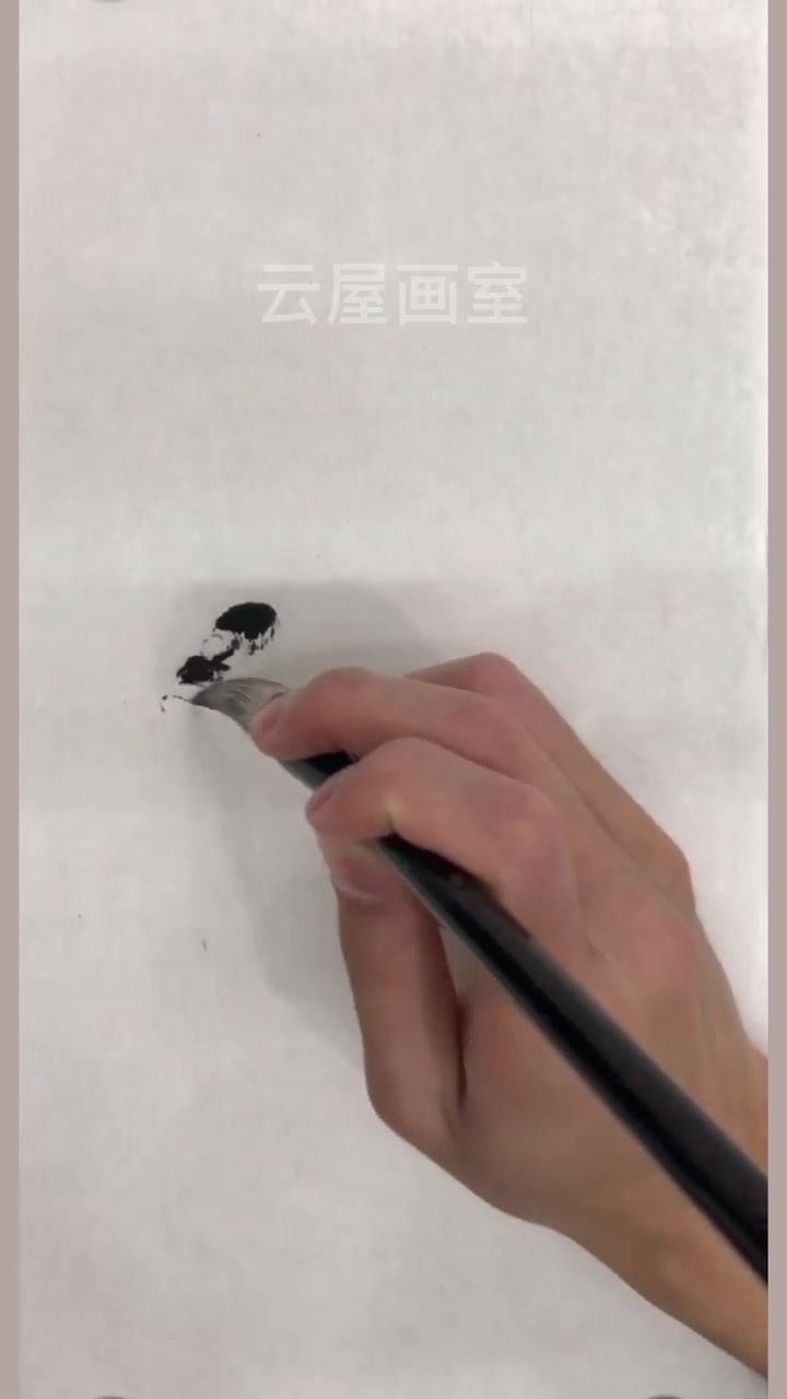 国画水墨画:今天画水里游的鱼