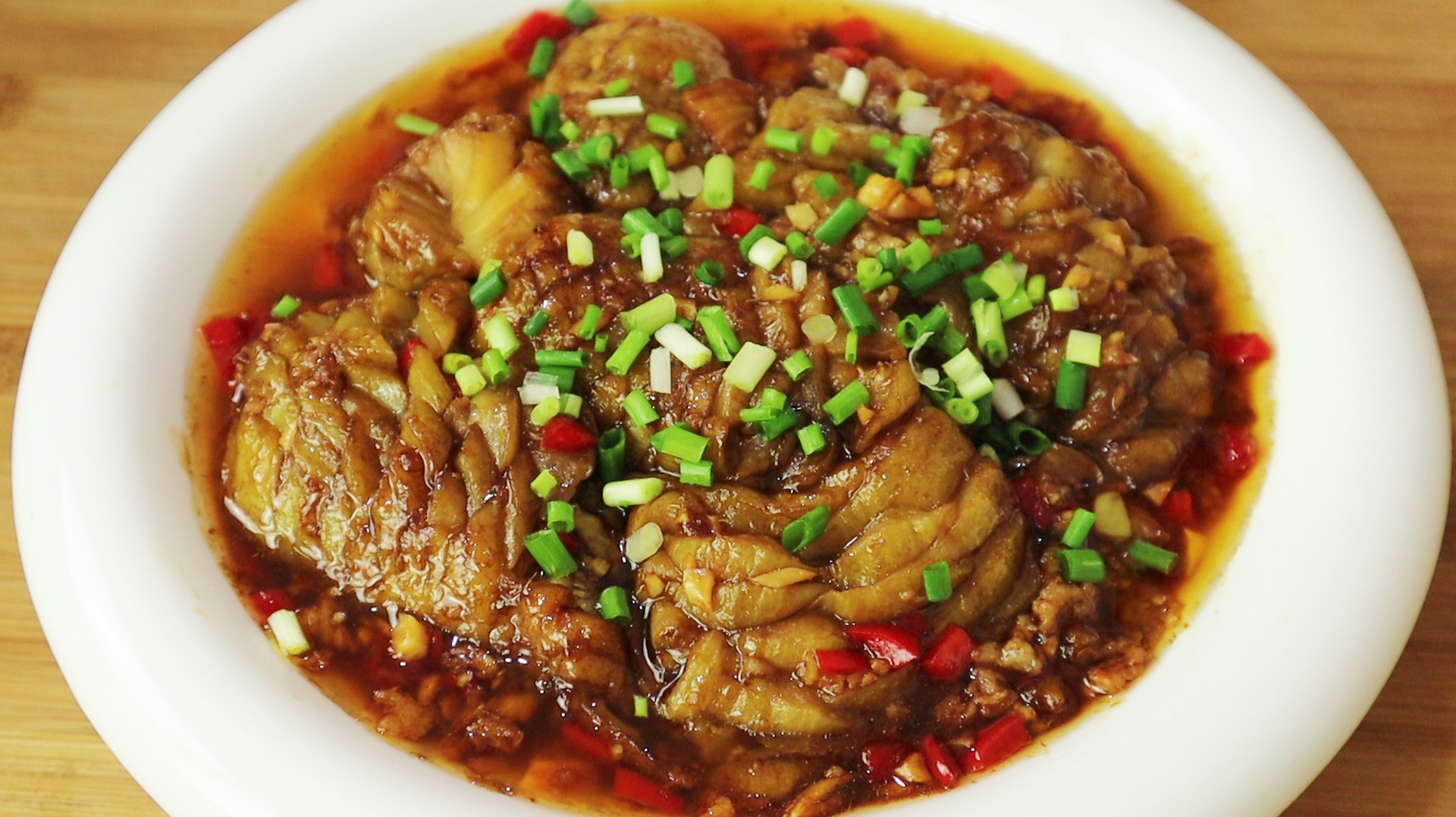 吃了30年的茄子,还是这种做法好吃,鲜嫩营养,刚上桌就光盘