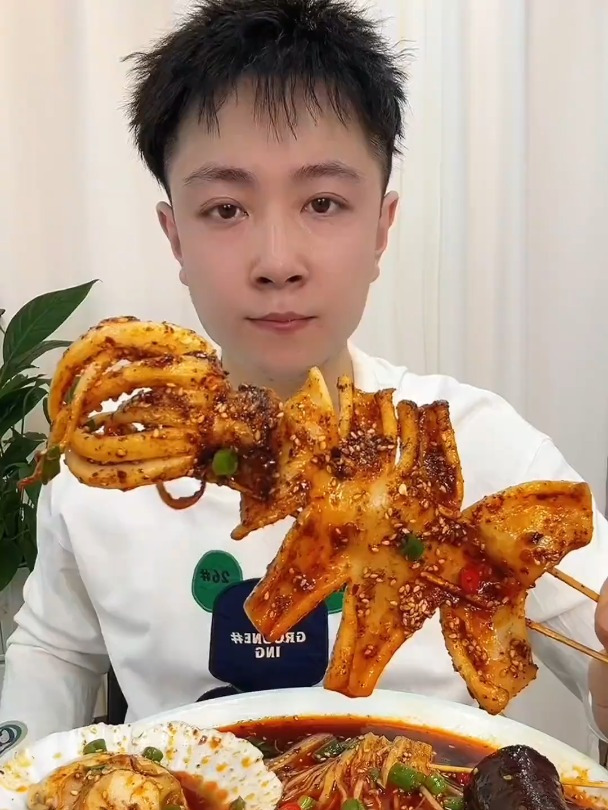 铁板鱿鱼西鳞鱼籽