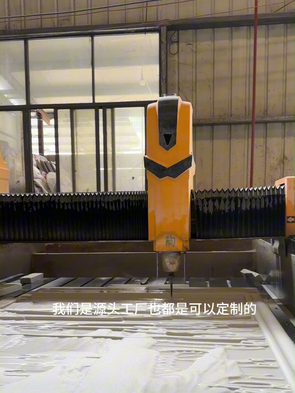 外墙浮雕“年年有鱼”年年有余!