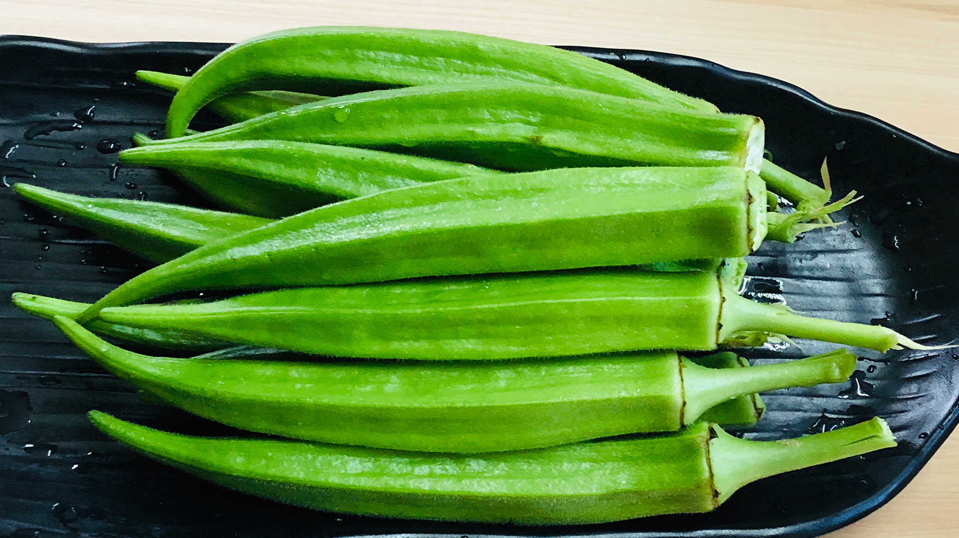 秋葵这样做才好吃，很多人第一步就做错了，脆嫩爽口，营养不流失