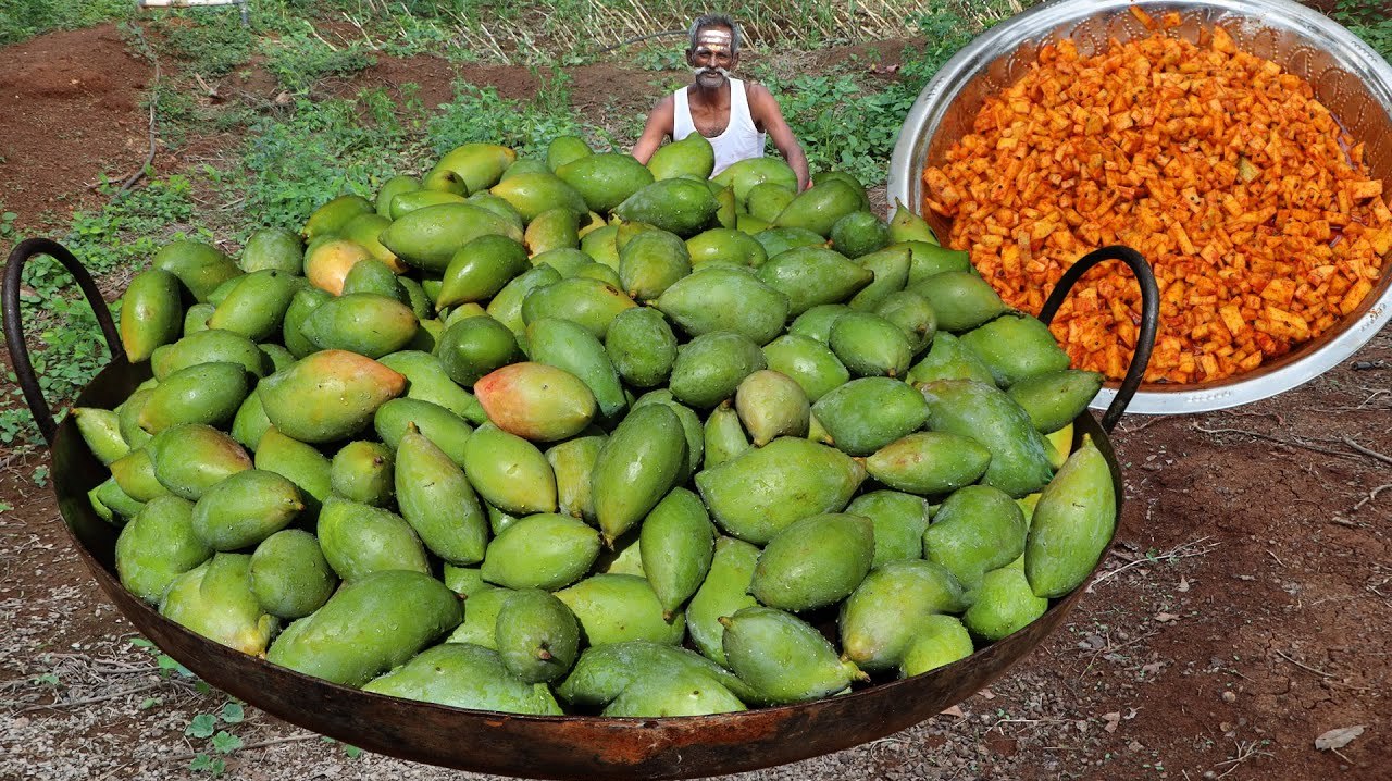 印度人用芒果制作炒饭,真是大开眼界!芒果皮还能喂牛