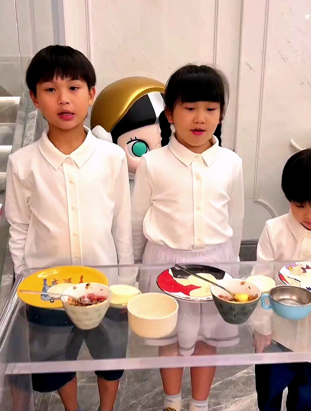 家有六个孩子包饺子大赛