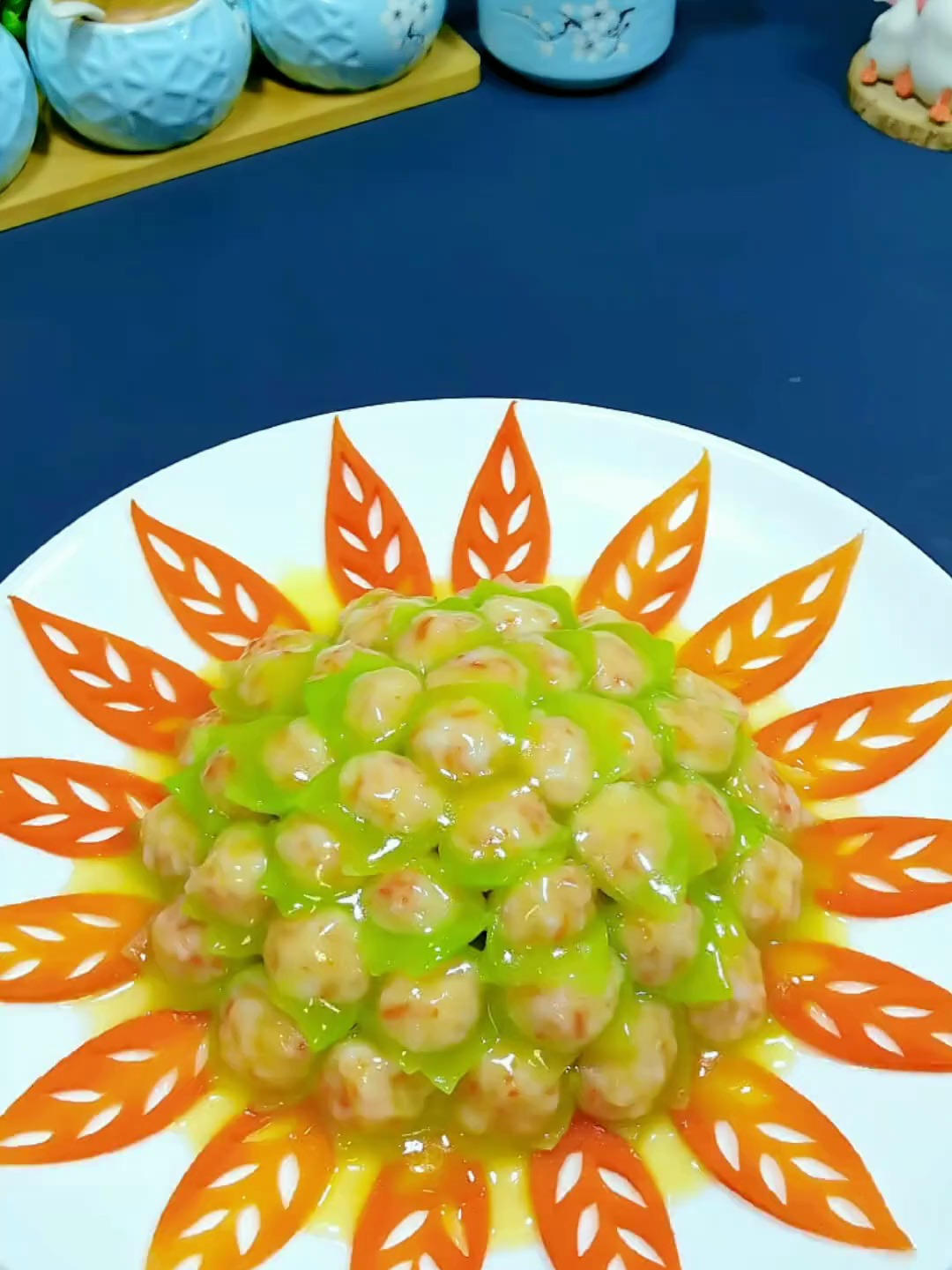 如何用胡萝卜跟莴笋摆盘