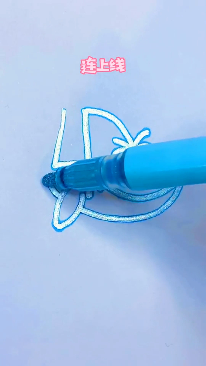 威猛的大鲨鱼简笔画