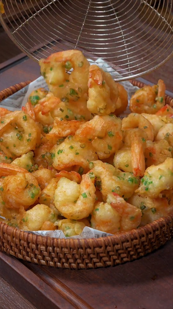 好吃的葱香炸虾仁