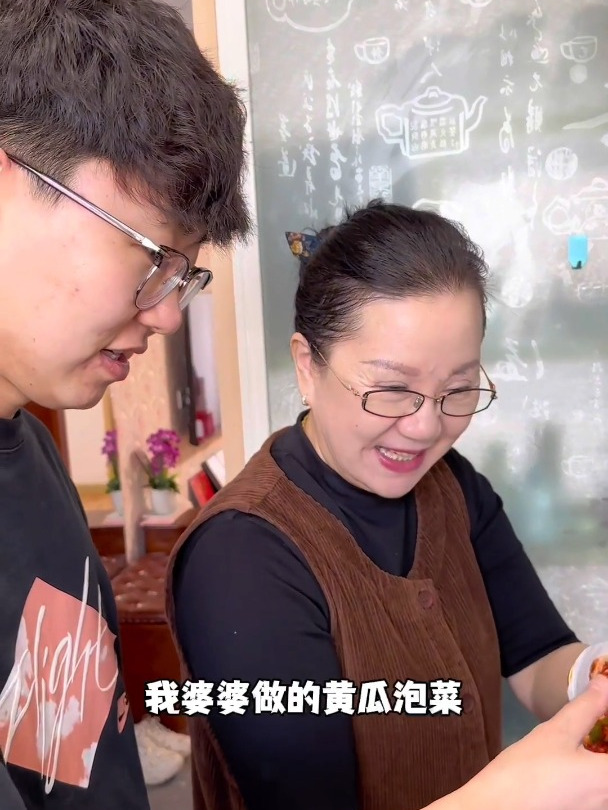 没食欲的时候就馋这一口!我婆婆做的黄瓜泡菜清脆爽口又开胃!