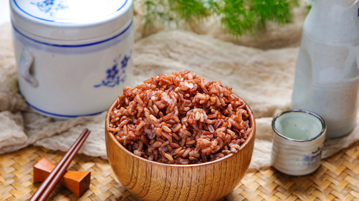 煮饭时加上这3种食材,能控三高还吃不胖,心脑血管堪比年轻人