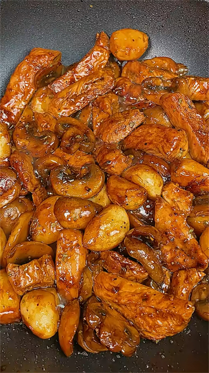 巨好吃的黑椒蘑菇鸡扒,味道鲜美,低卡又减脂