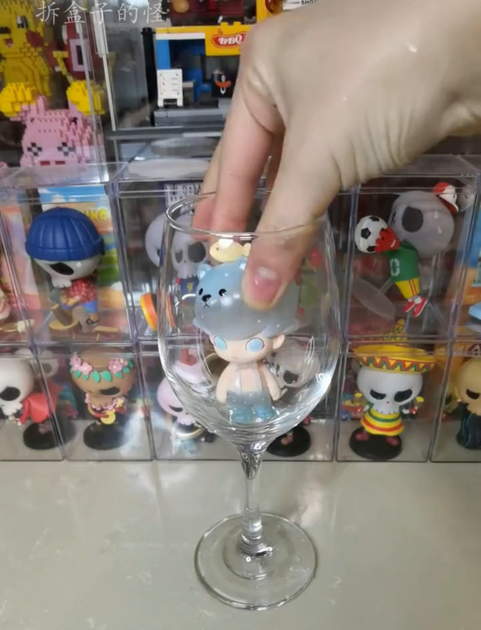 听说会变颜色的dimoo海洋馆北极熊价格飙升了