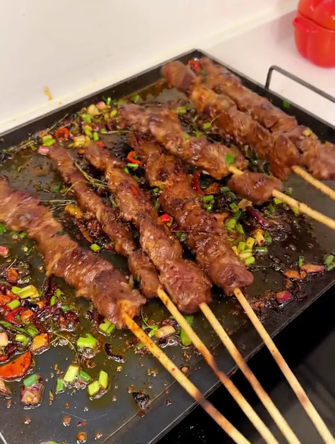 自从我老公买了块铁板,我在家就实现了牛肉串自由!