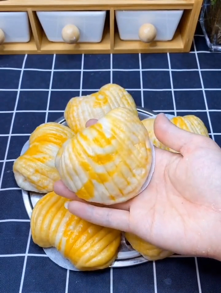 贝壳形状的豆沙包你们一定没见过,赶紧学起来吧!