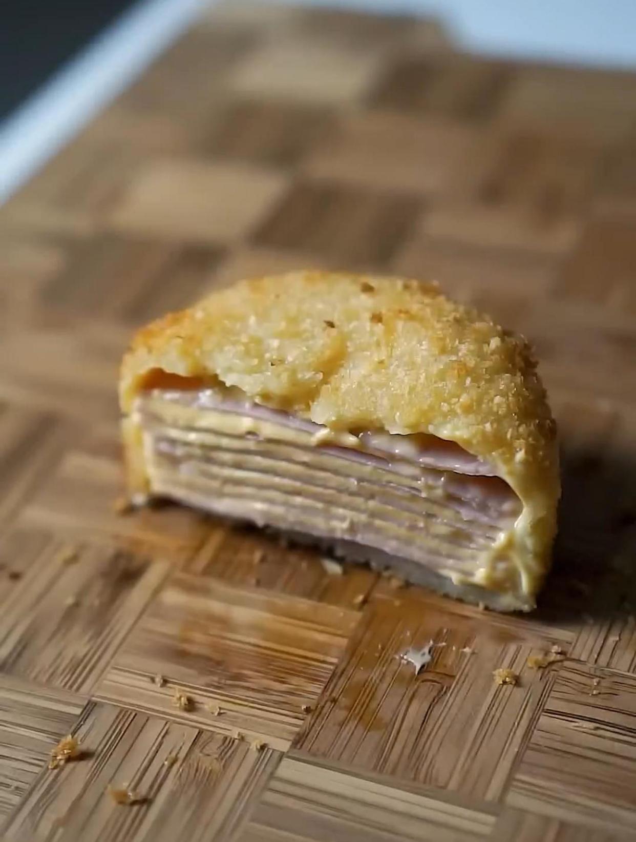 单看封面你难以想象出这份美食是用什么为原材料制作的