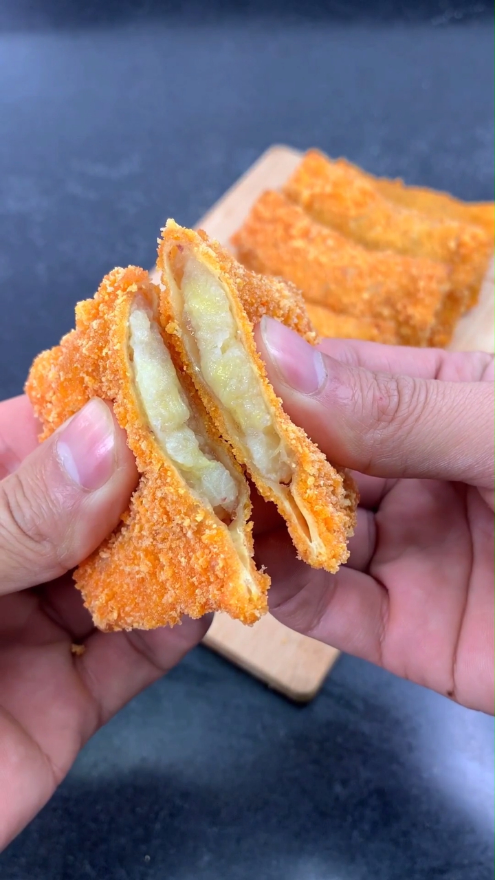 馄饨皮还可以做香蕉派哦