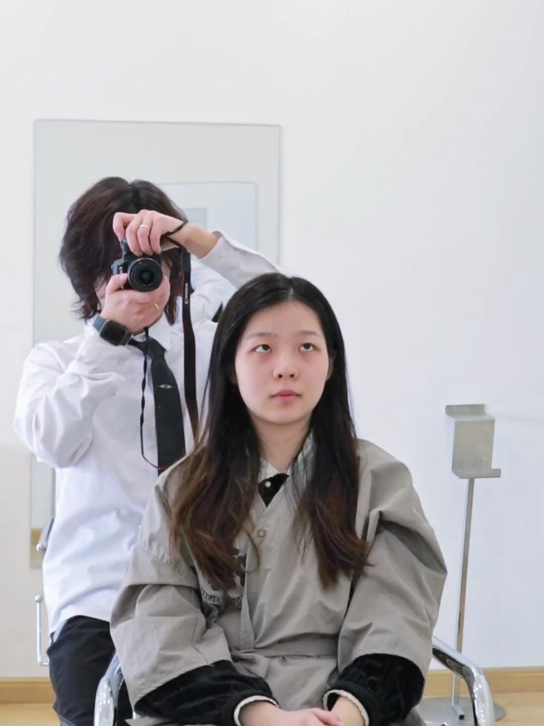 解锁气质甜酷女孩 奶茶灰 显白发色 固色洗发水