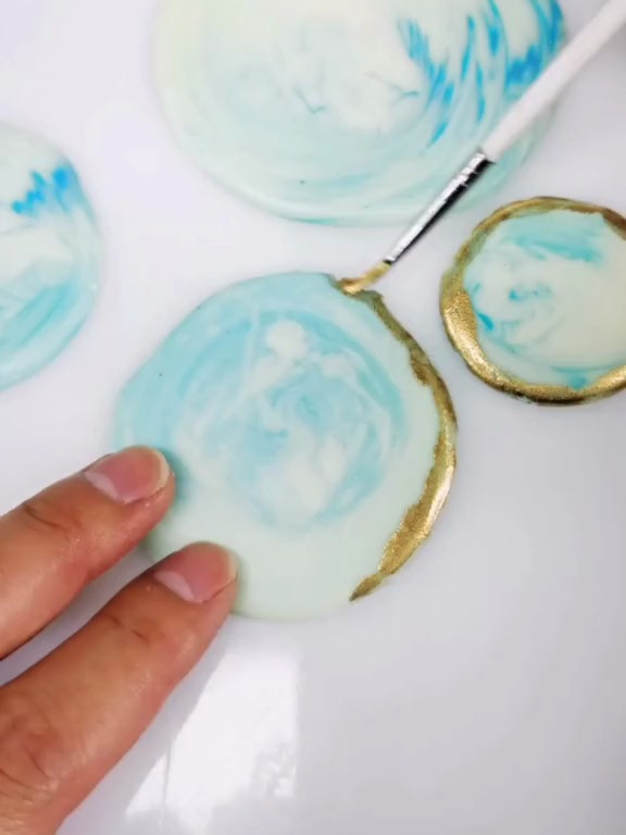 给盆巧克力就能完成的蛋糕,我都惊呆了