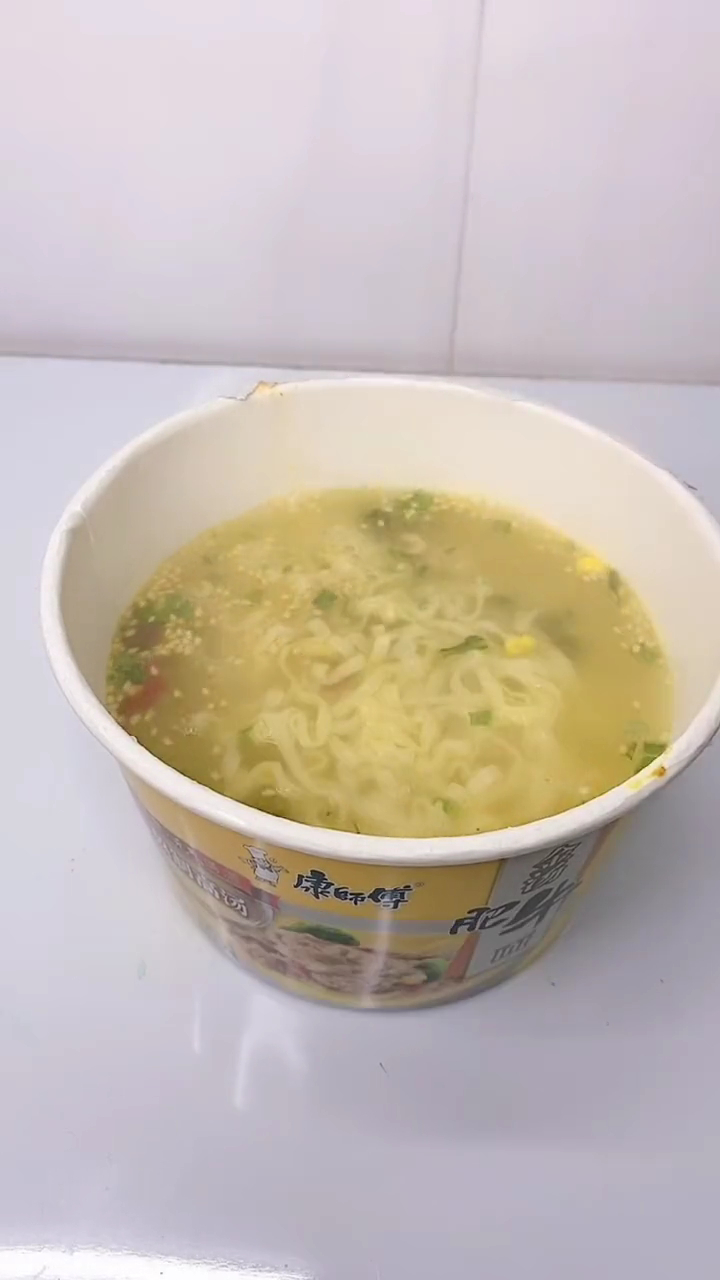 康师傅熬制高汤家里怎么能少了它呢,味道超赞