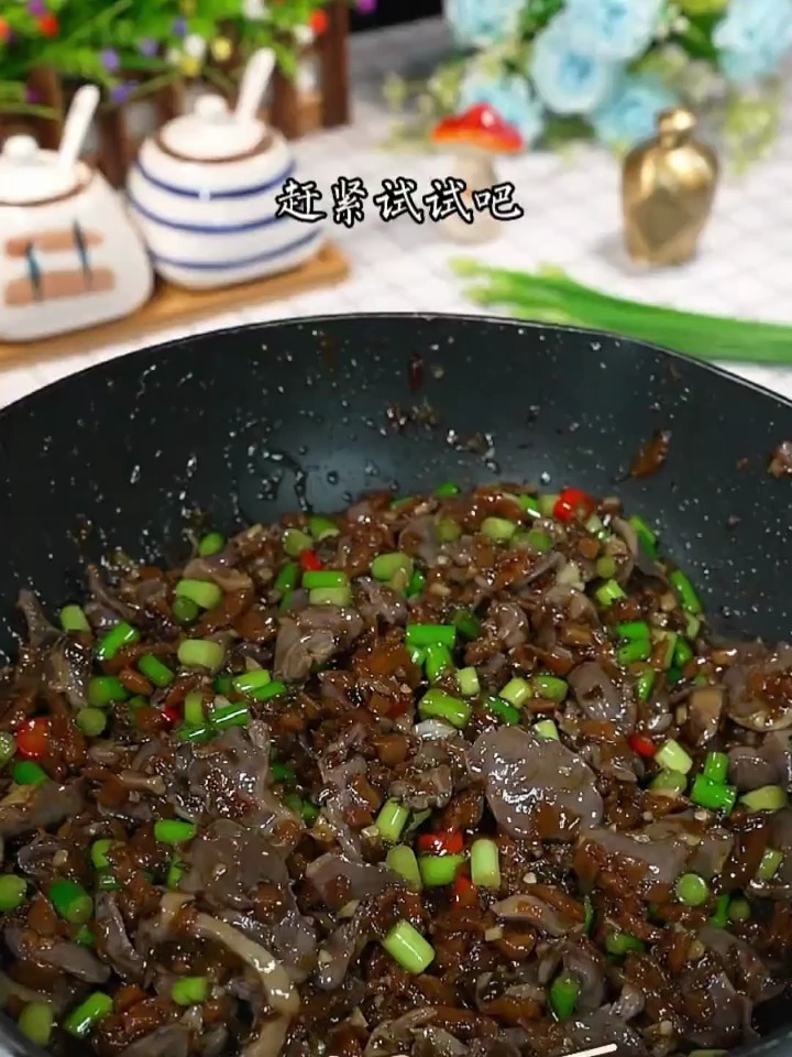 外婆菜炒鸡胗、简单易做,好吃又下饭家常菜妈呀太香了