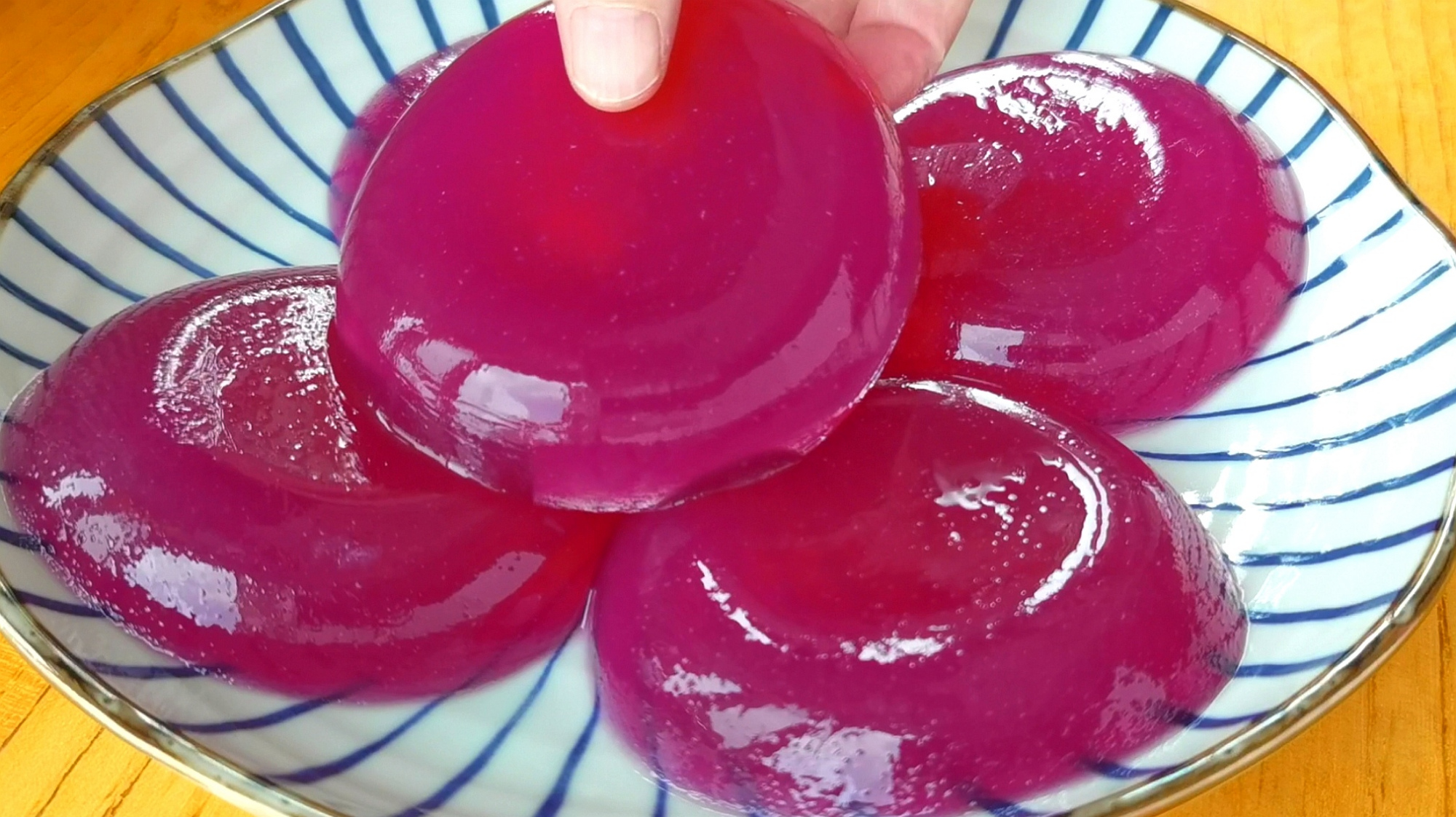 夏天多给孩子吃这菜，口感像果冻，爽滑又弹牙，孩子点名就要吃