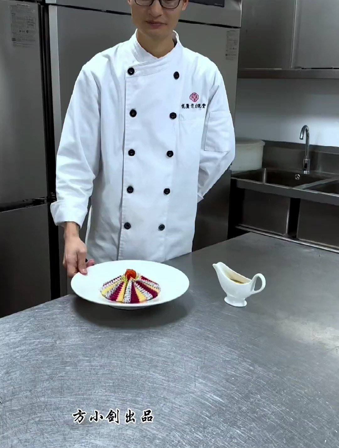 简单做个吃不起的水果沙拉 摆盘技巧 用心做菜