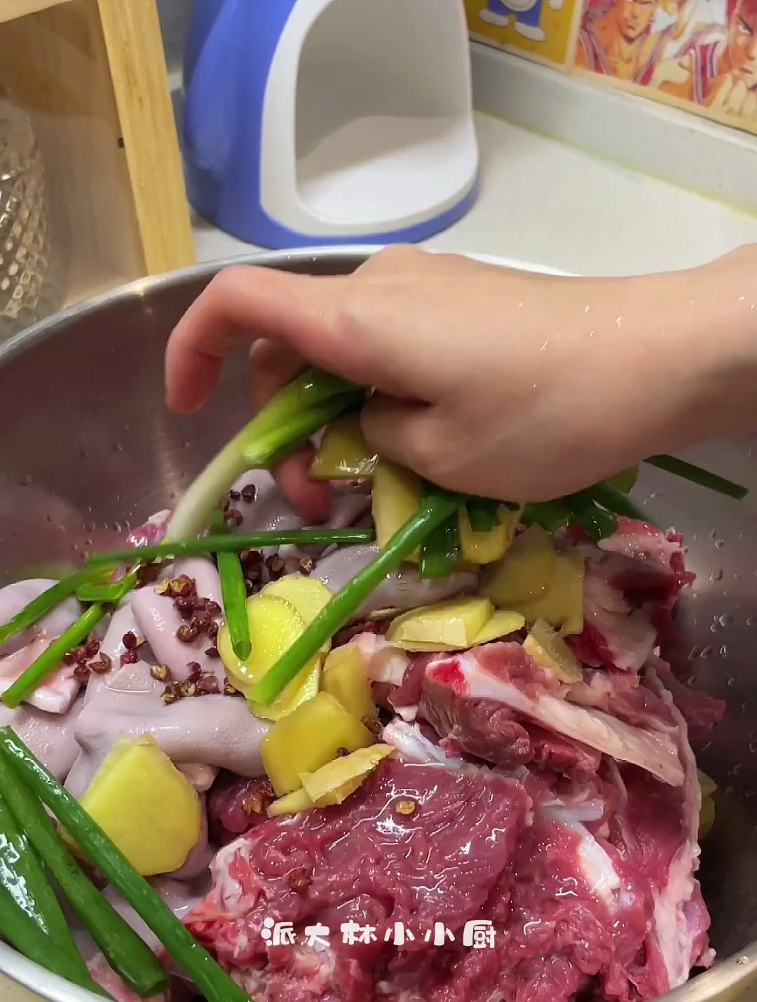 秋天来份羊肉汤加爆辣炒粉,爽歪歪