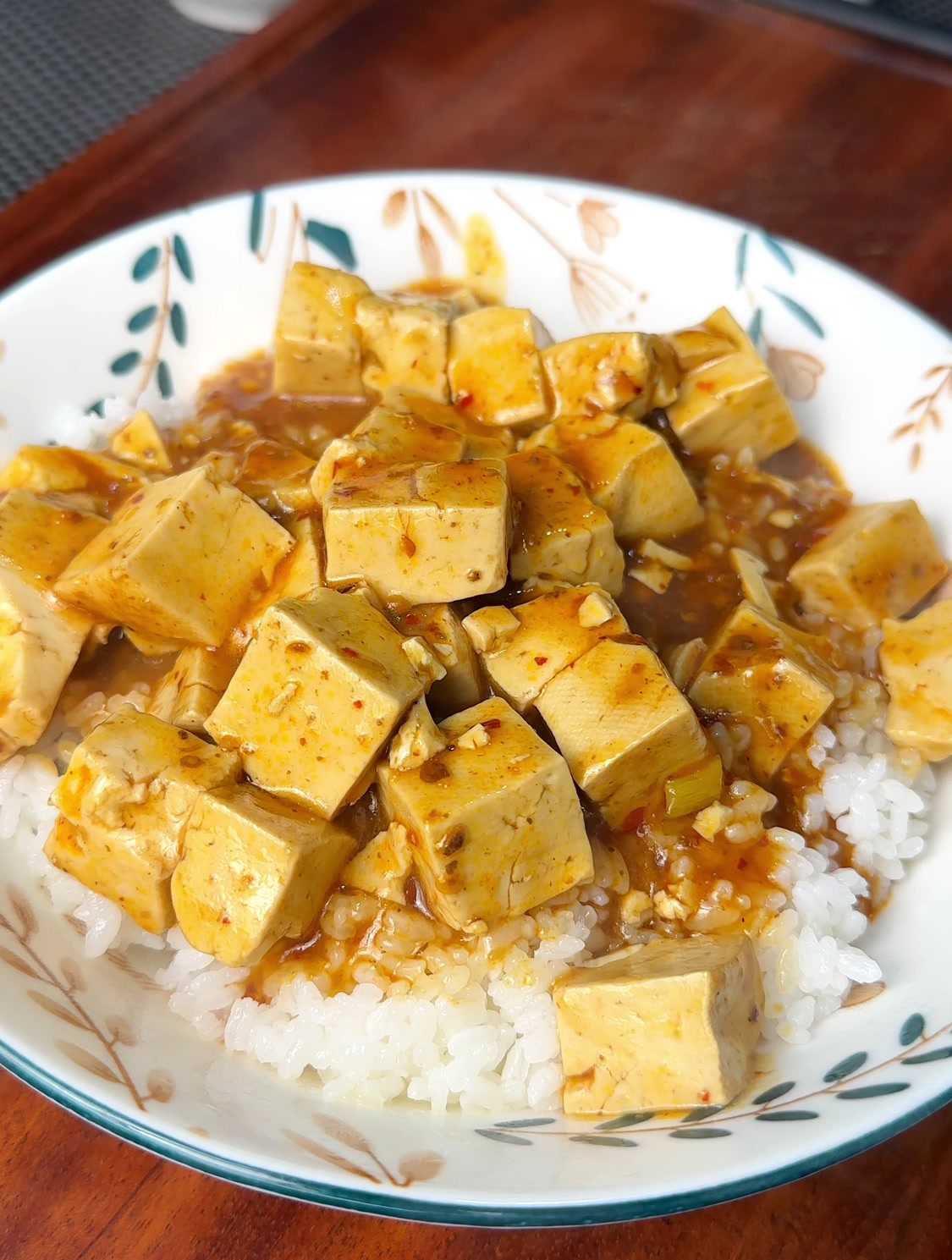 最下饭的家常菜还得是麻辣豆腐,麻辣过瘾又入味,拌着米饭真香