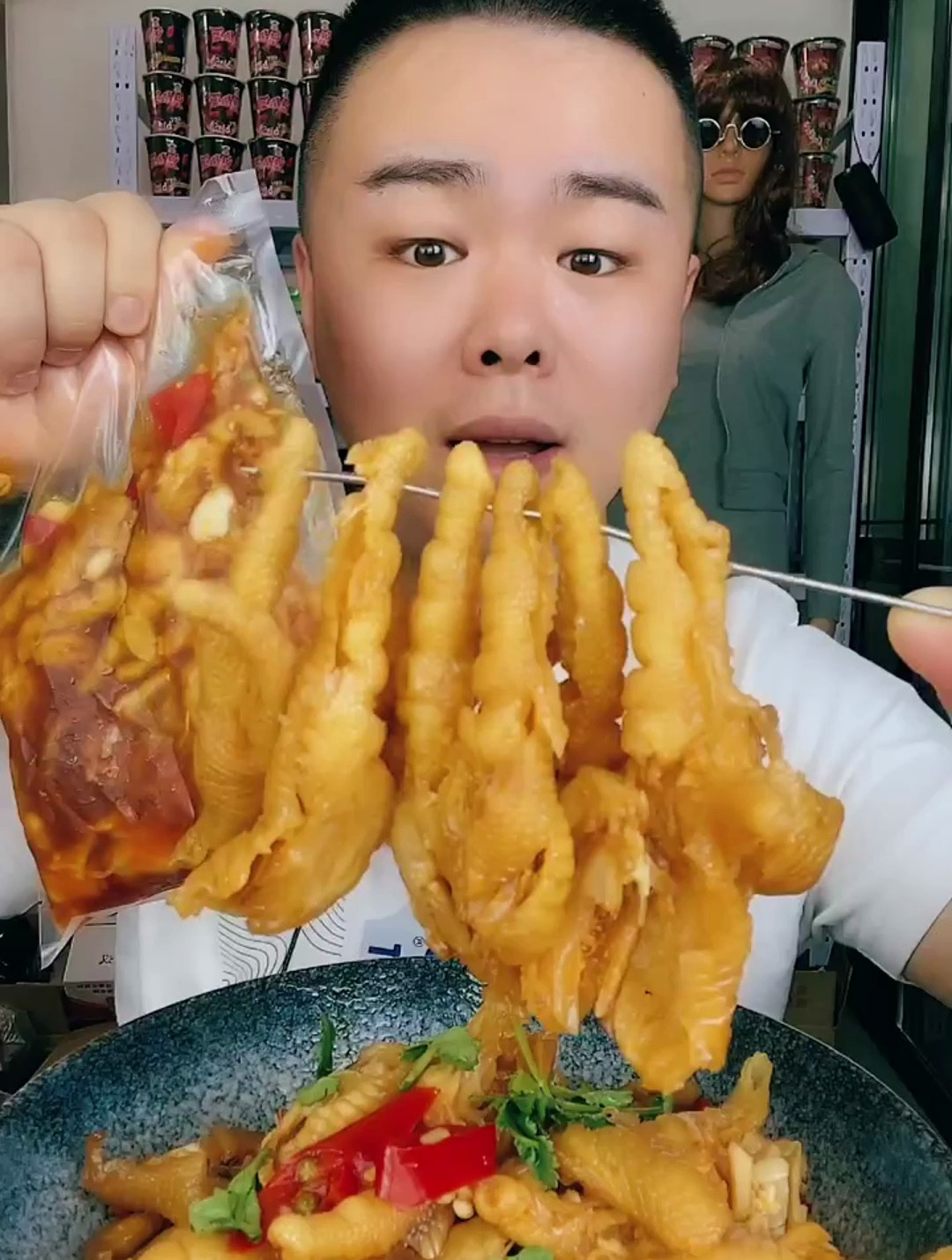 酸辣无骨鸡爪 美食分享