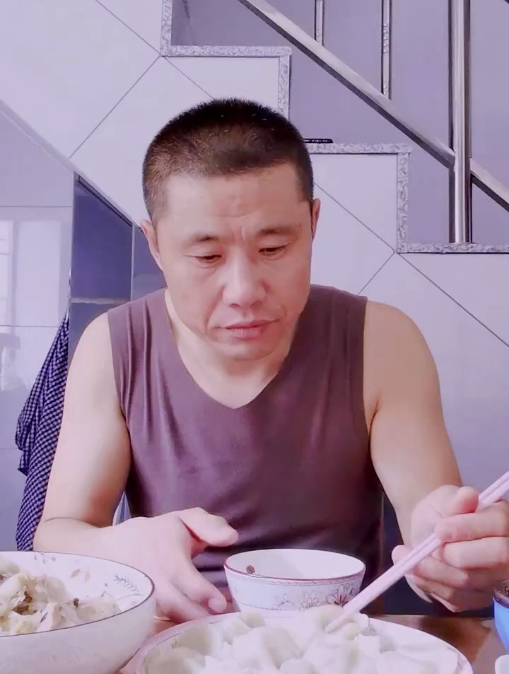 杀猪菜,配白菜馅饺子,看着好吃不家人们