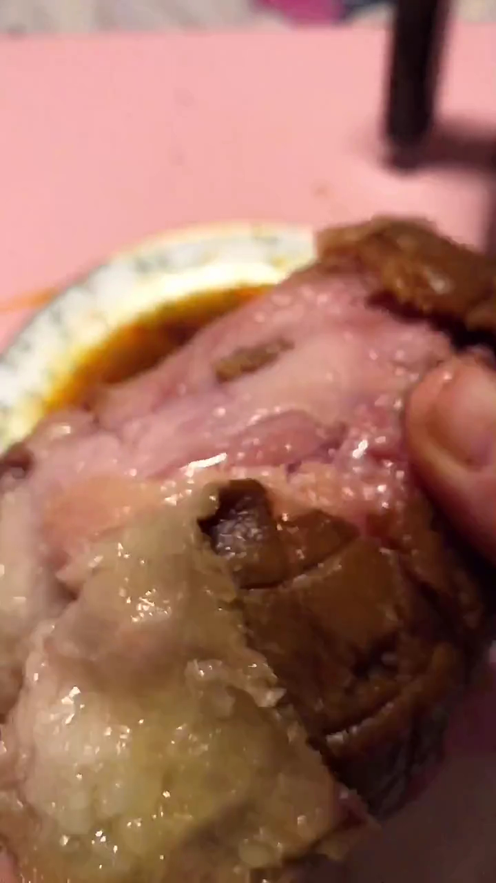 这酱肘子也太香了吧