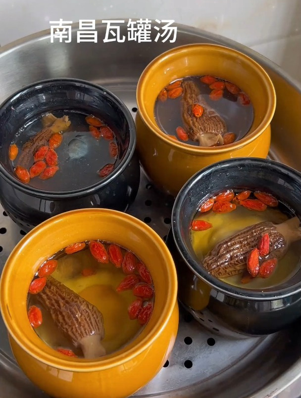 10块钱买了一斤瘦肉,做了个我们江西人最爱喝的,南昌瓦罐汤