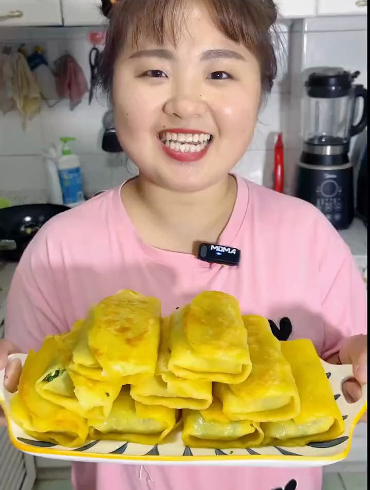 手不沾面做的杂粮煎饼盒子,简单好做,老公吃了都说嘎嘎香