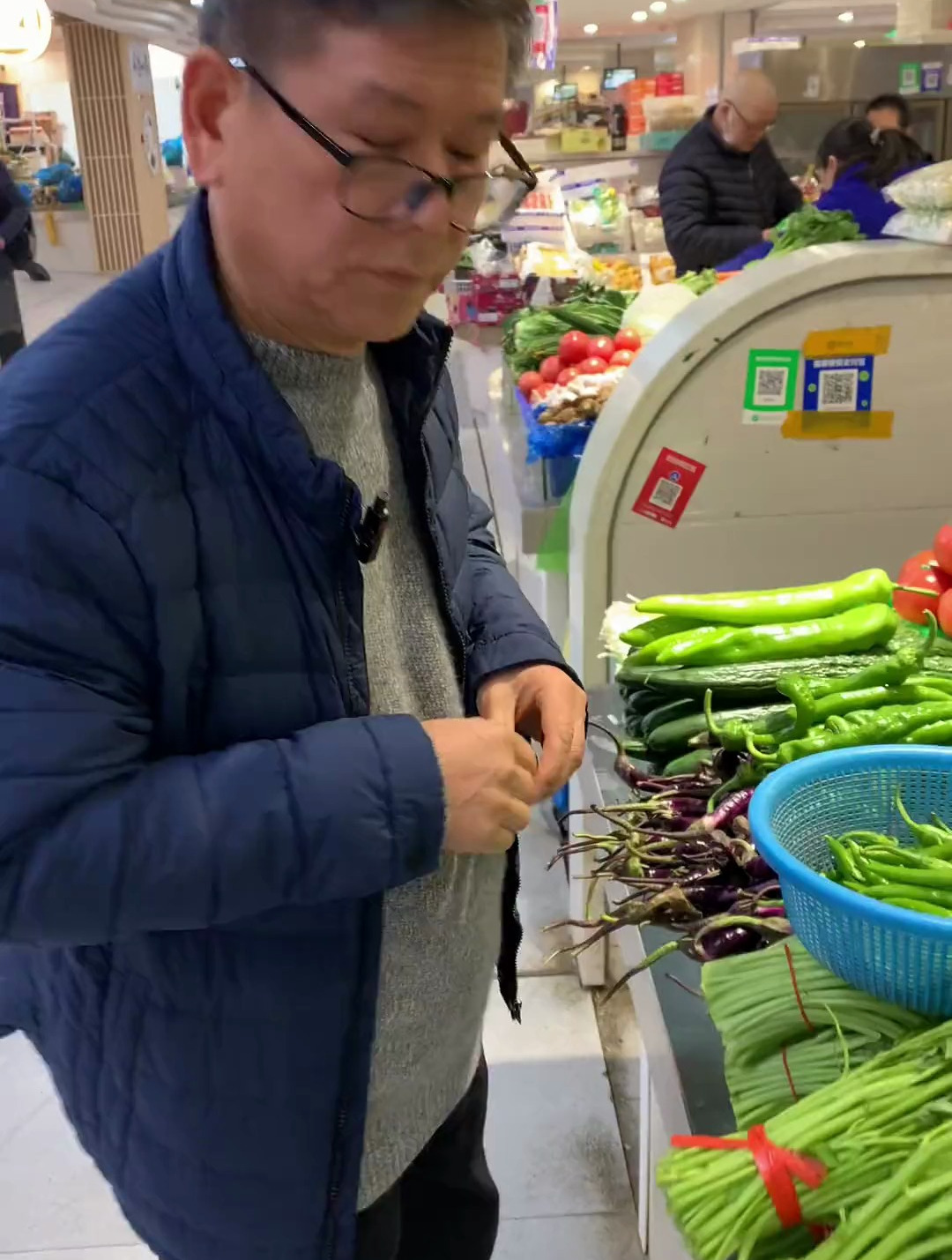 杭椒炒肉片杭椒炒至虎皮色先出锅