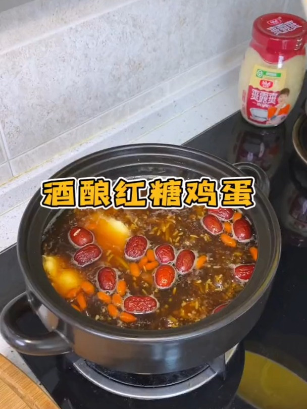 伏天也不能只喝凉水,每个月那几天喝点这个酒酿鸡蛋汤老好了!