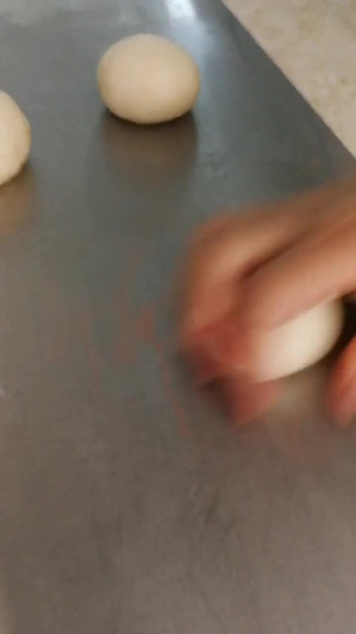 揉椰茸包这样的手法你学会了吗