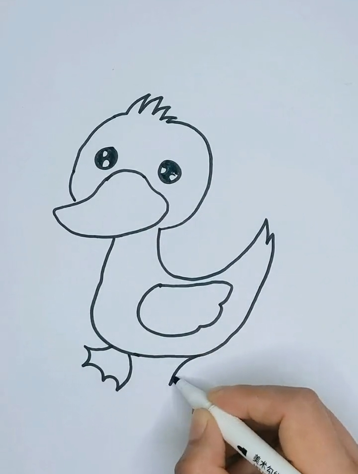 小鸭幼儿简笔画教程