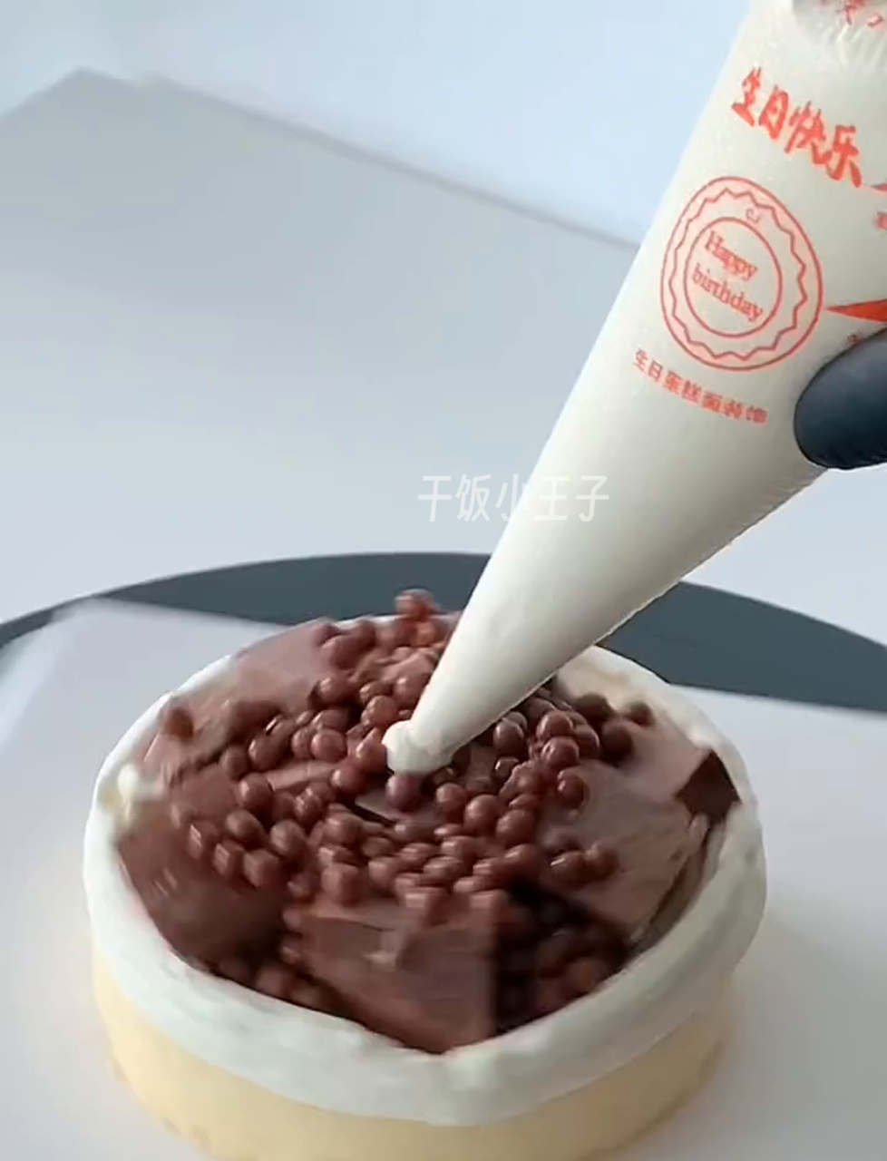 超爱这款皇家芭蕾范儿的蛋糕