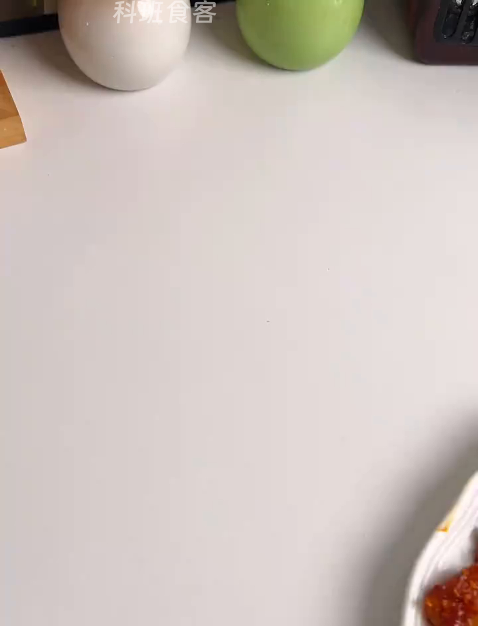 香脆辣炒年糕,咬一口软糯糯外皮嘎嘣脆,年糕控的心头好!