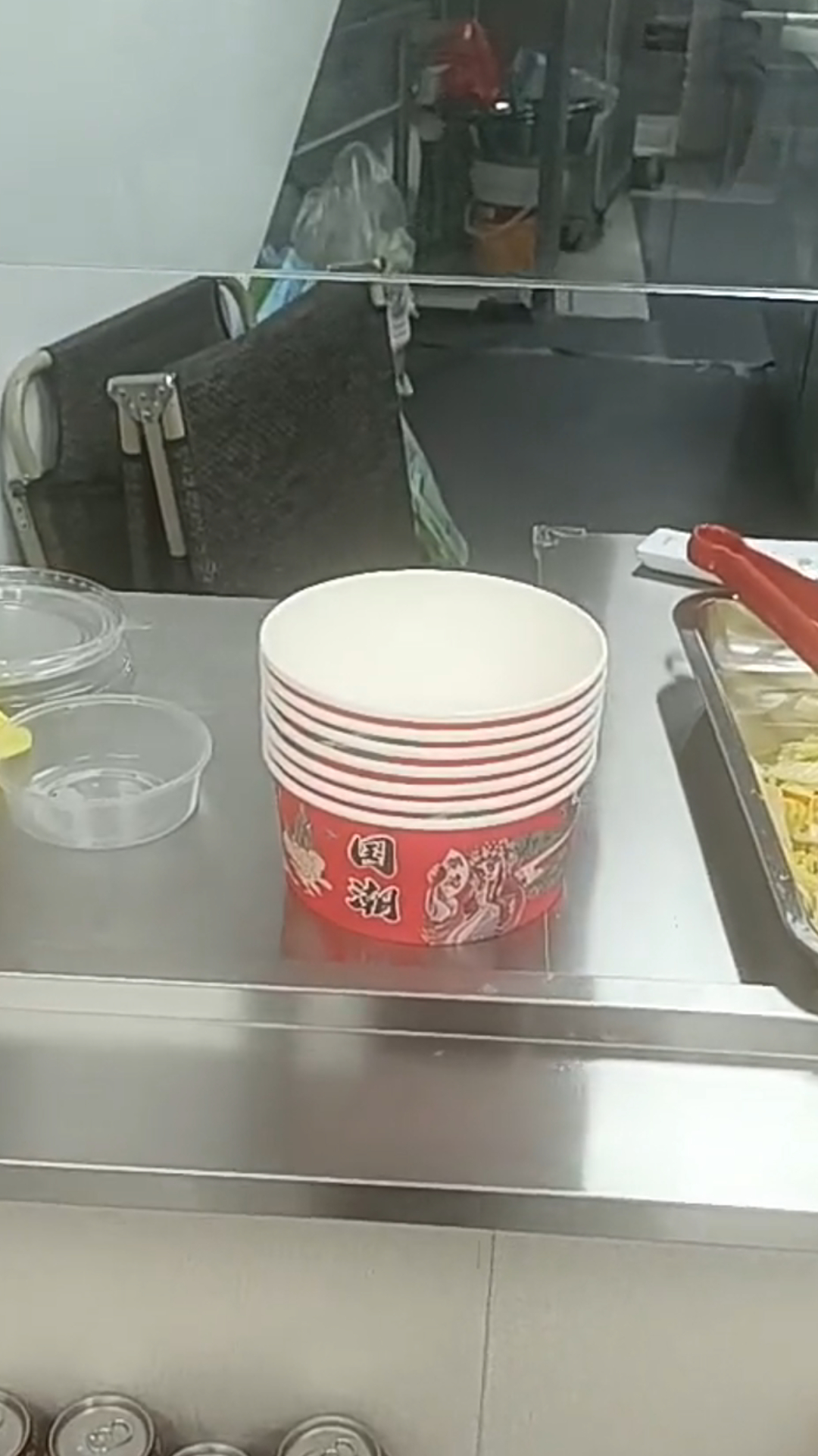 刻板印象?外卖用“国潮”包装遭差评,餐馆老板无奈:不能用吗?