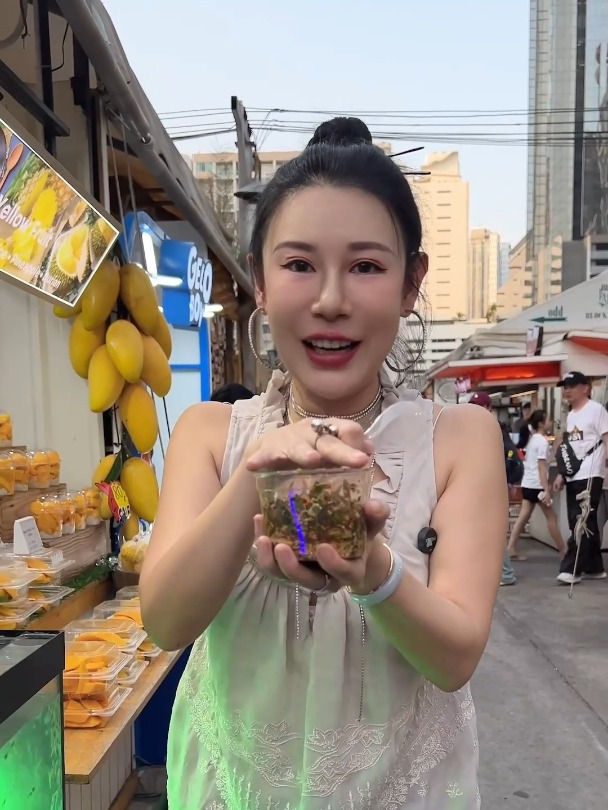 泰国曼谷夜市跳跳虾(5)