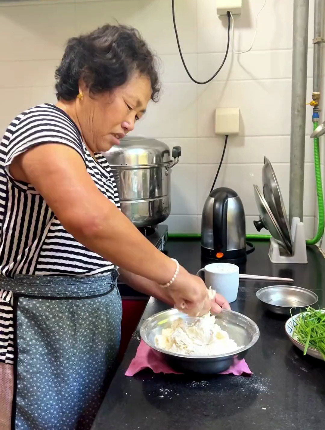 你吃过这样的三鲜馅水饺吗?我家是第一做,原来这么好吃