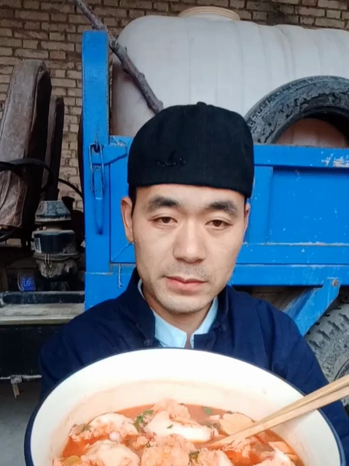 西红柿泡馍嘎嘎好吃