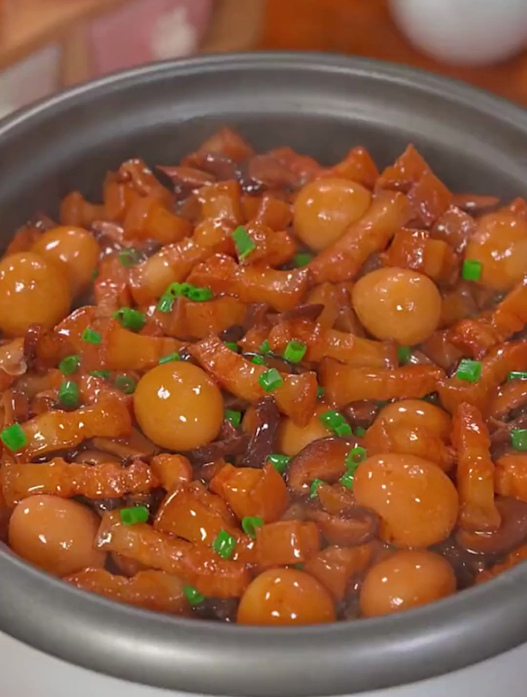 卤肉饭这样做,简单又好吃!汤汁拌米饭简直太香了