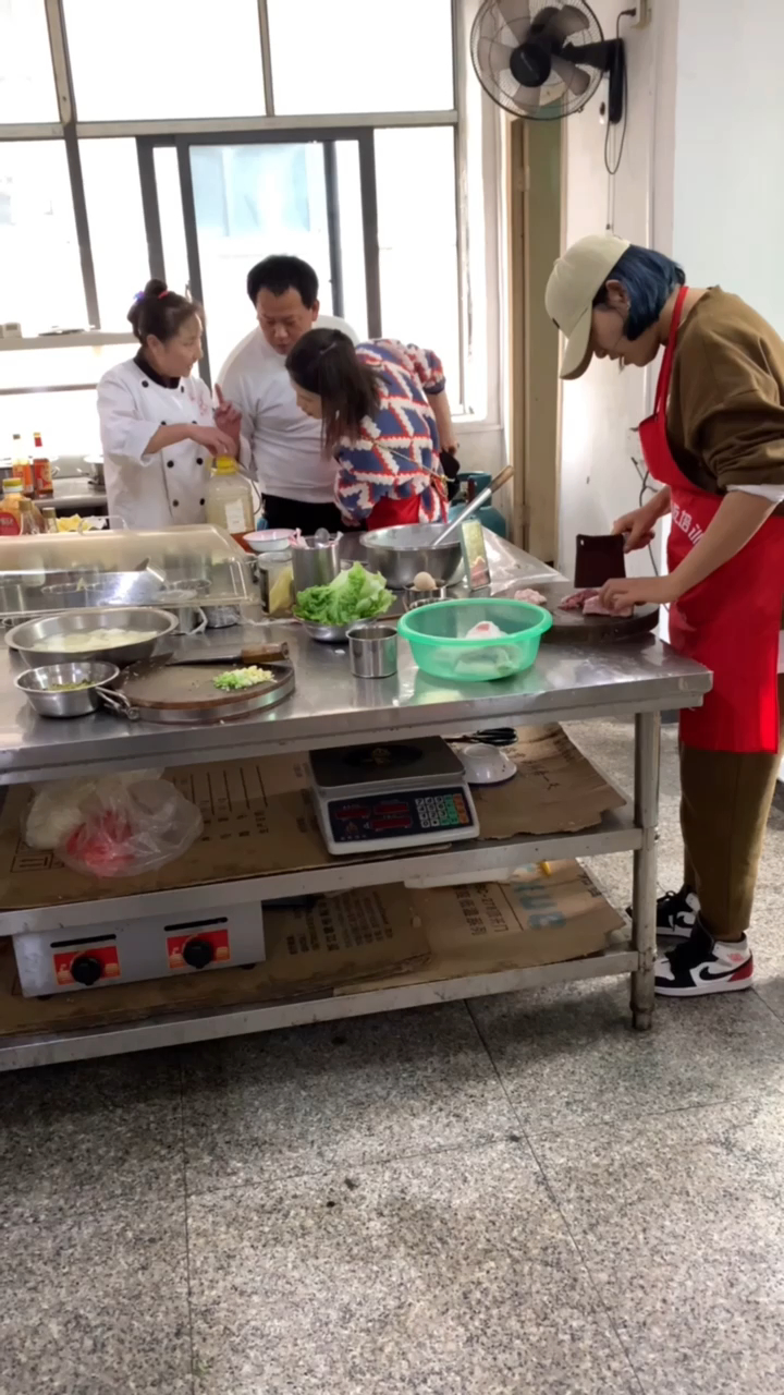 到哪里培训做小吃?小吃培训项目有哪些?早餐、夜宵系列小吃培训