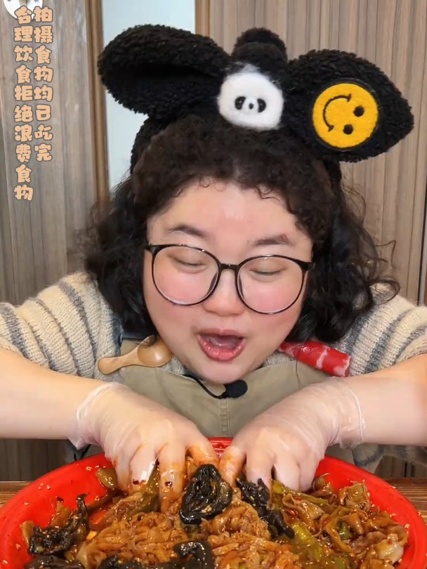 乌鸡凤爪大杂烩 有友