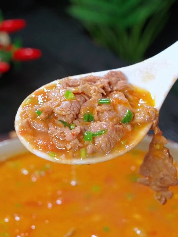 天热给孩子做一道番茄牛肉汤,好吃又营养