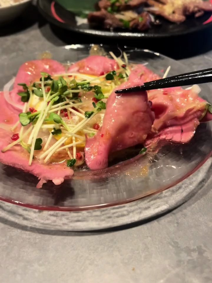 牛舌居酒屋!请尽情享受从舌尖到舌根的创意牛舌料理吧